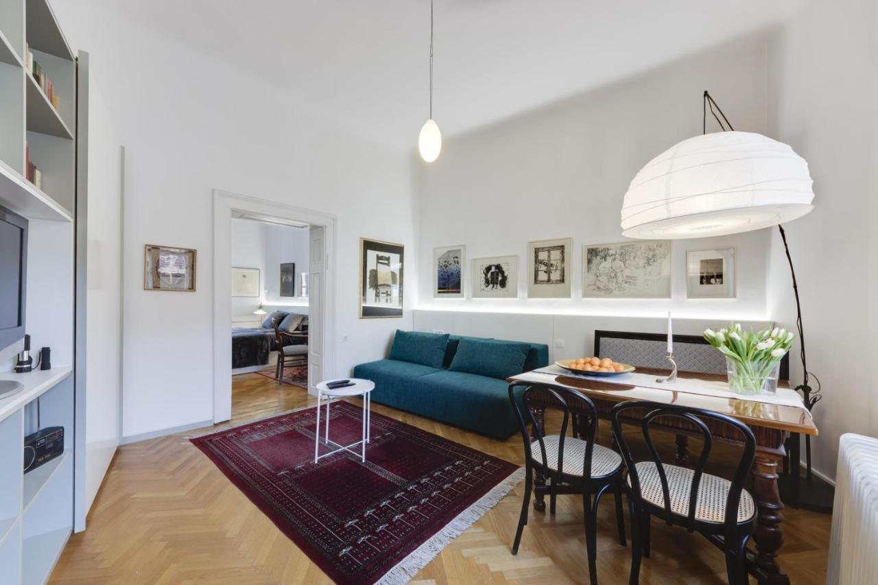 City Center Apartment With Parking Любляна Екстер'єр фото