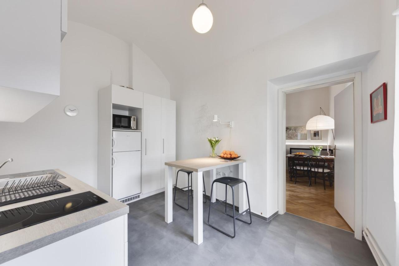 City Center Apartment With Parking Любляна Екстер'єр фото