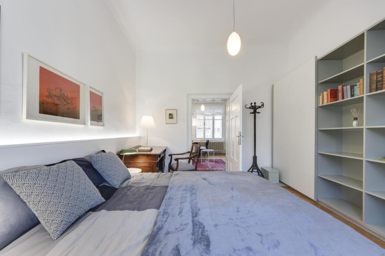 City Center Apartment With Parking Любляна Екстер'єр фото