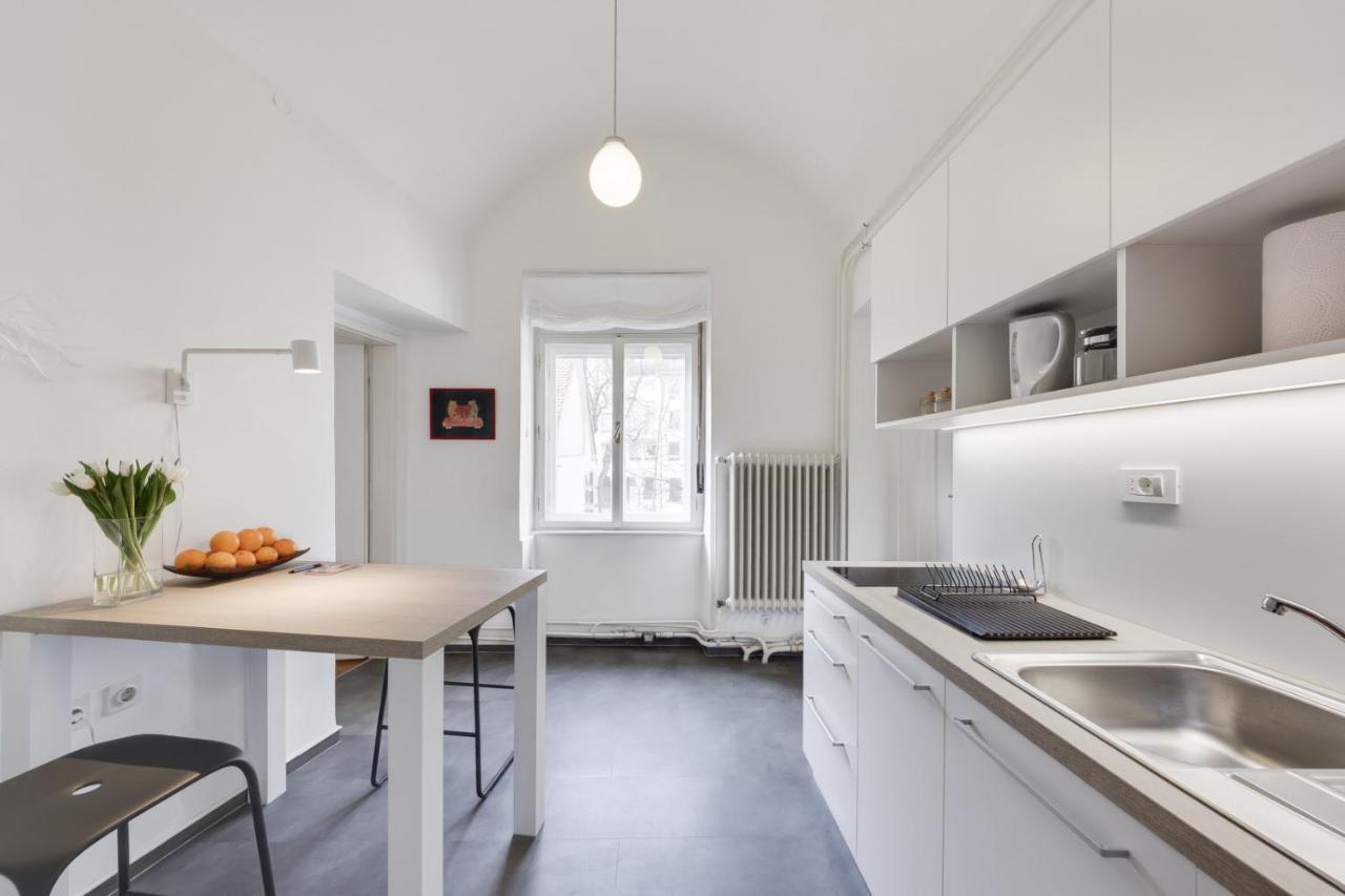 City Center Apartment With Parking Любляна Екстер'єр фото